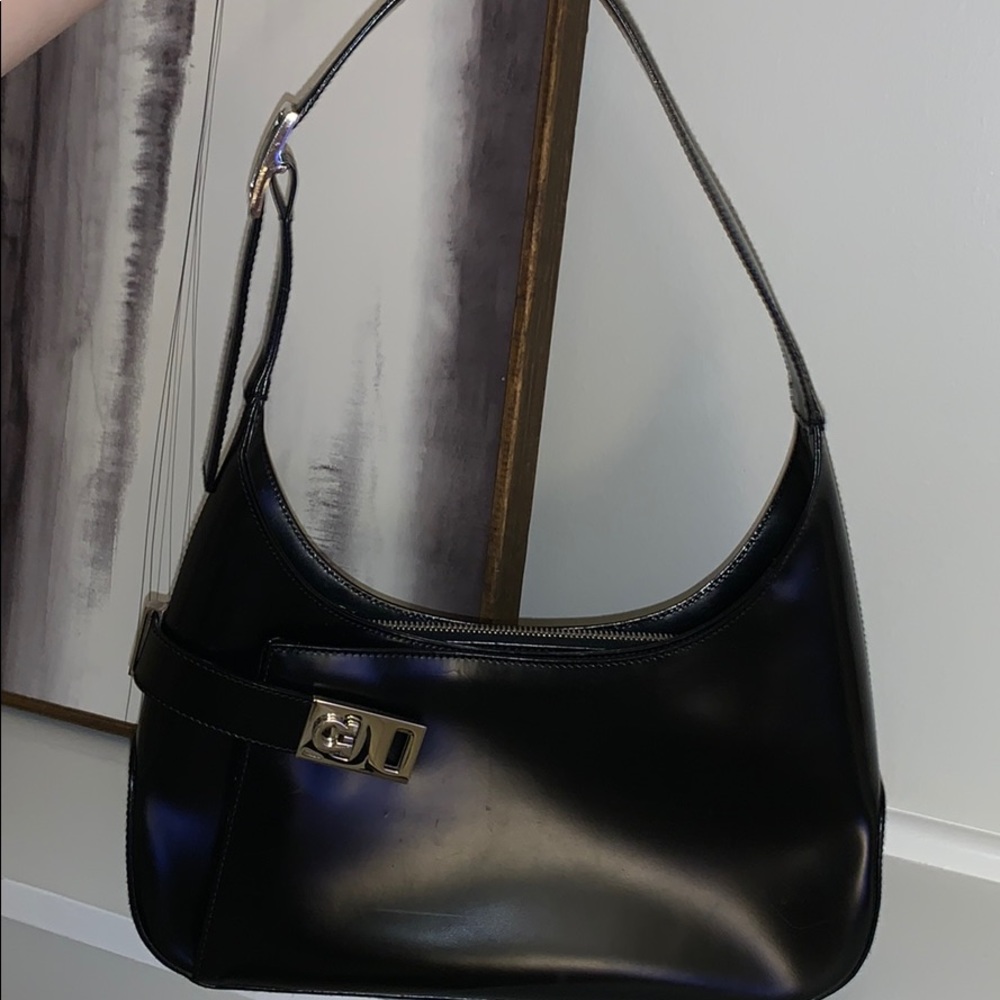 Vintage Ferragamo shoulder bag🔥🔥